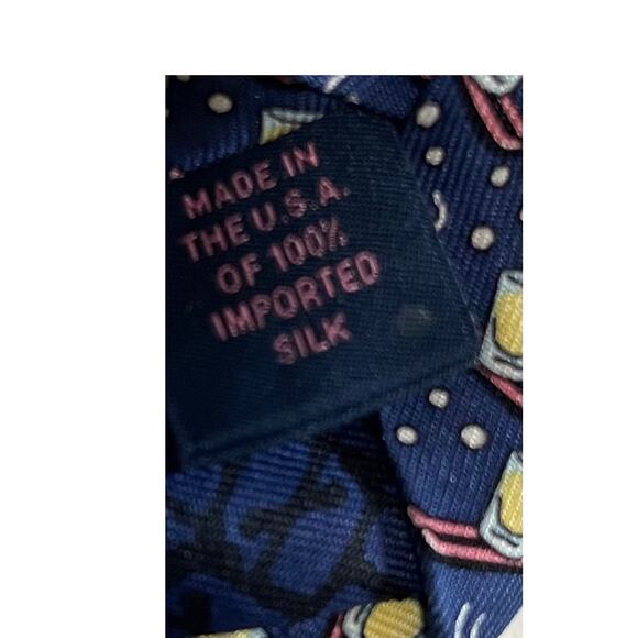 Vineyard Vines Men's Shot ski Moonshine Tie 100% Silk New - Picture 3 of 6